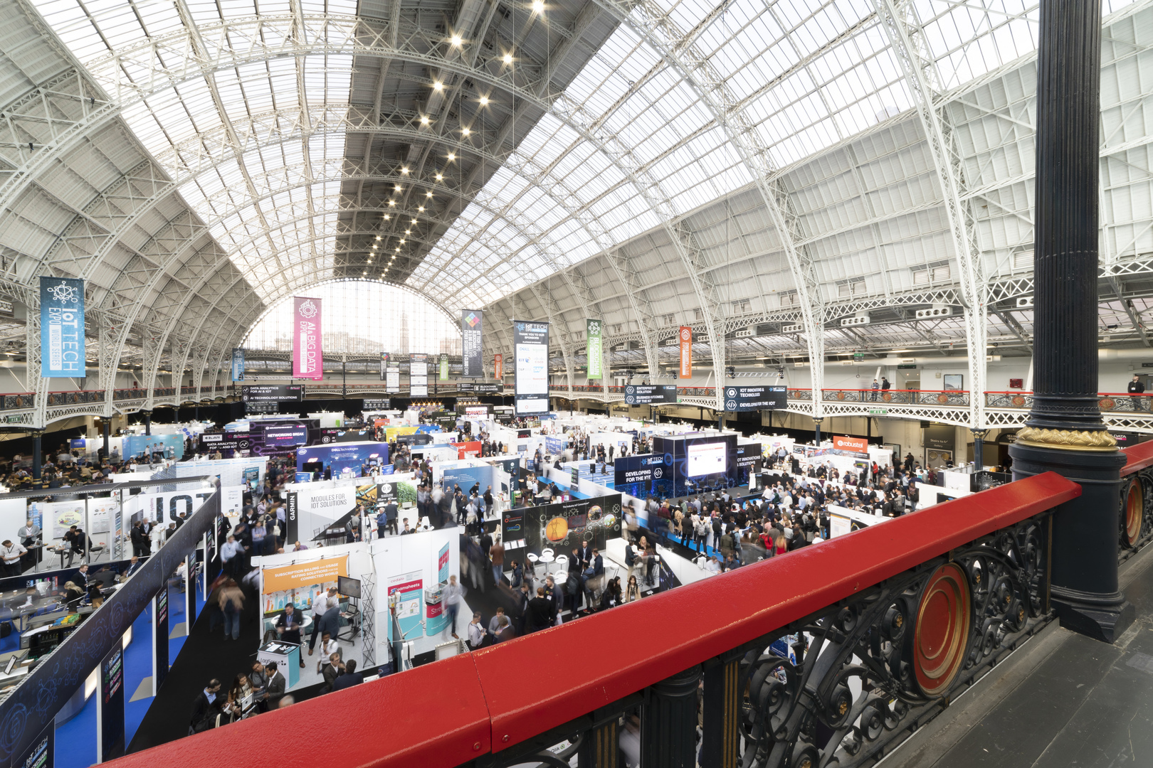 TOP Tech Conferences: Your Guide to the Best Events in 2025 for