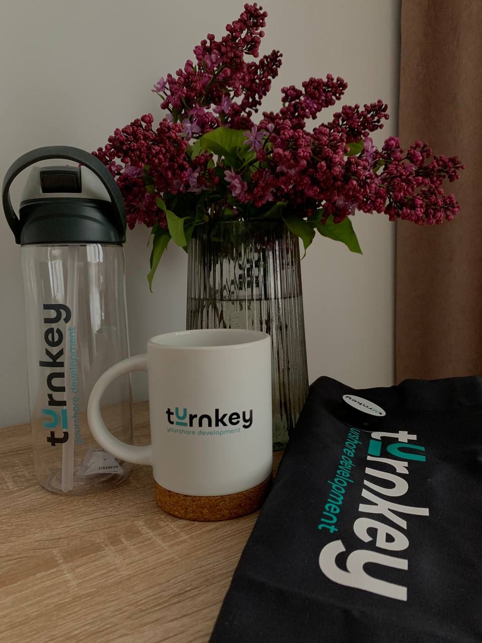 Top Gift Ideas for Remote Employees Celebrating Your Distributed Team